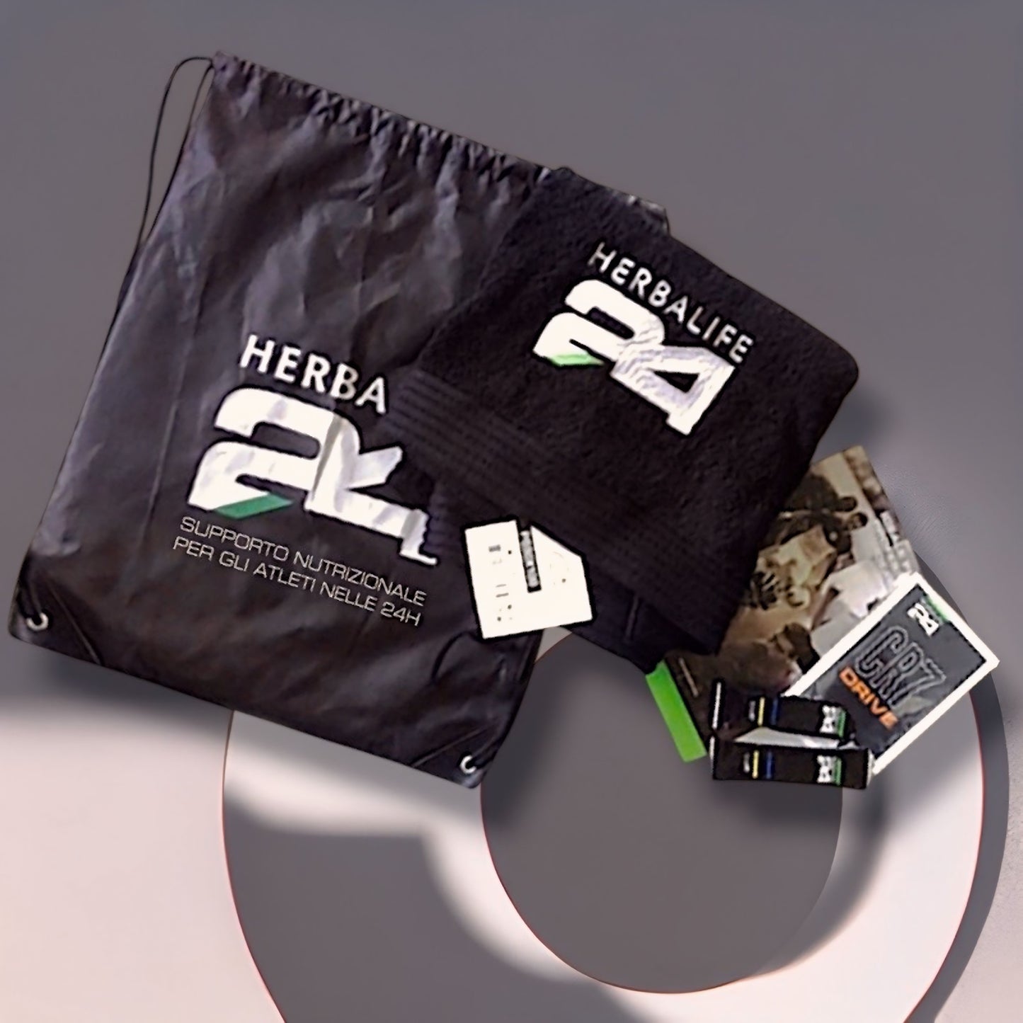 Herbalife KIT SPORTIVI Hydrate CR7 Drive sports drink sachet with blue and white packaging, designed for hydration and energy.
